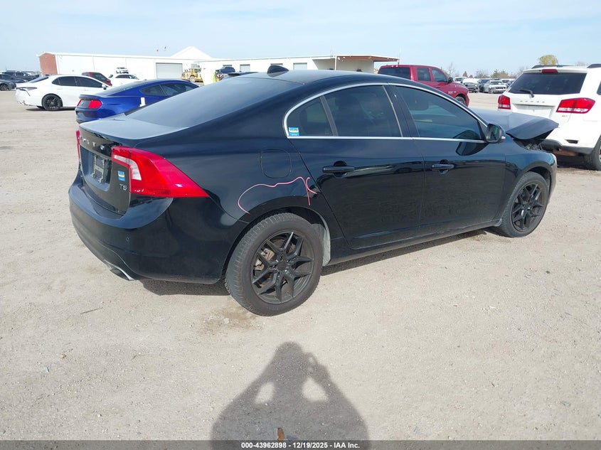 2016 Volvo S60 T5 Drive-E Premier