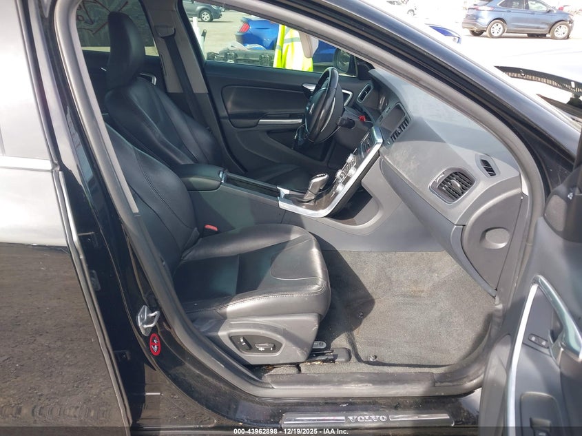 2016 Volvo S60 T5 Drive-E Premier