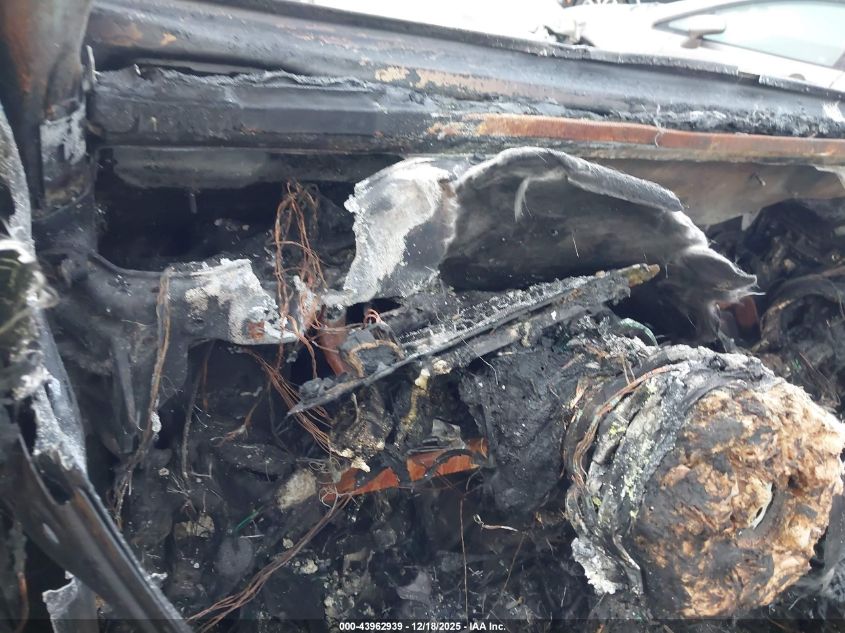 2020 Jeep Wrangler Unlimited Sahara 4X4 VIN: 1C4HJXEG8LW184085 Lot: 43962939