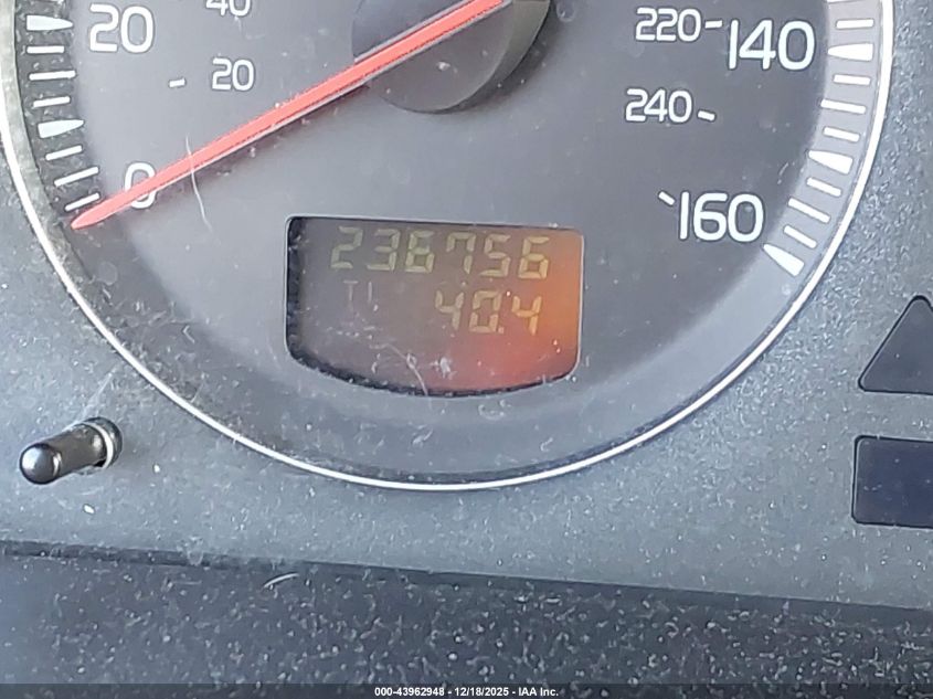 2004 Volvo Xc70 2.5T VIN: YV1SZ59H741131554 Lot: 43962948