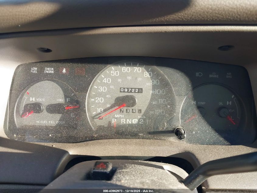 2001 Mercury Grand Marquis Gs VIN: 2MEFM74W41X660632 Lot: 43962973