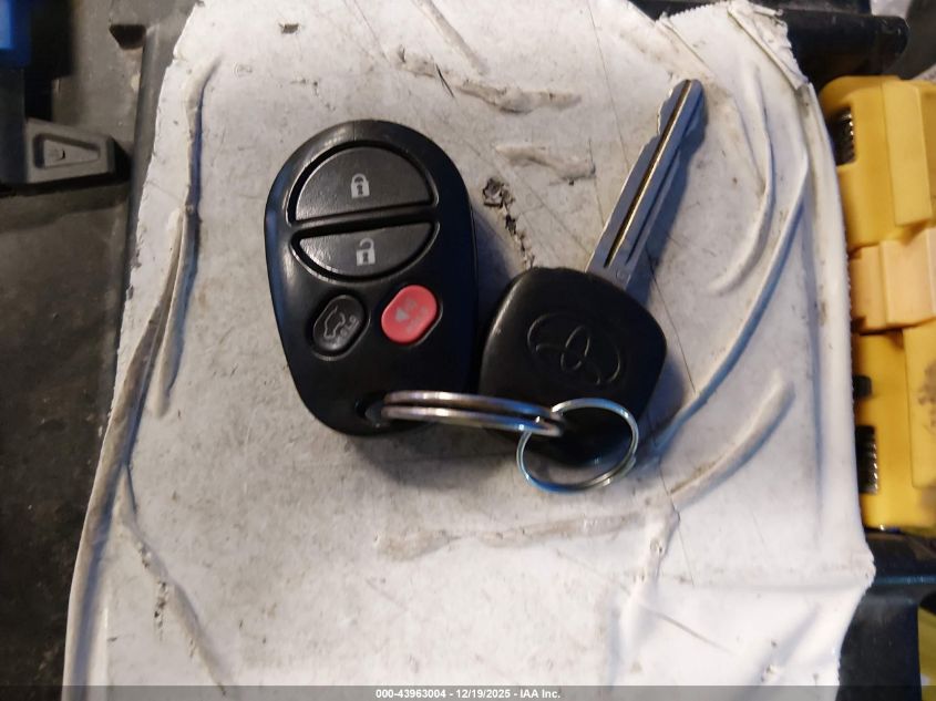 2013 Toyota Highlander Hybrid Base V6 VIN: JTEBC3EH4D2013288 Lot: 43963004