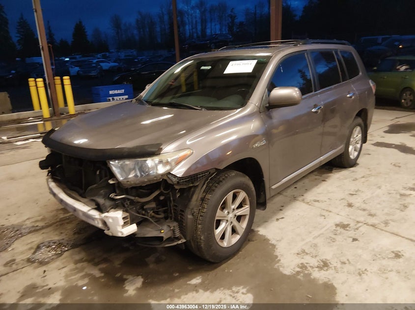 JTEBC3EH4D2013288 2013 TOYOTA HIGHLANDER photo no. 2