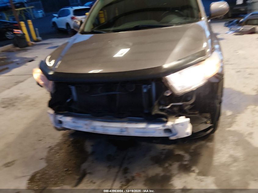 2013 Toyota Highlander Hybrid Base V6 VIN: JTEBC3EH4D2013288 Lot: 43963004