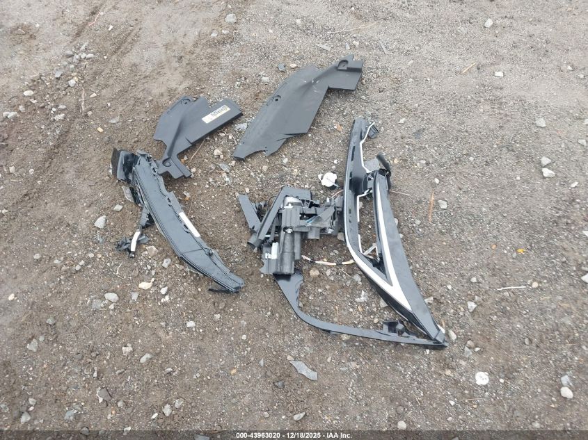 2024 Toyota Prius Limited VIN: JTDACAAU3R3038823 Lot: 43963020