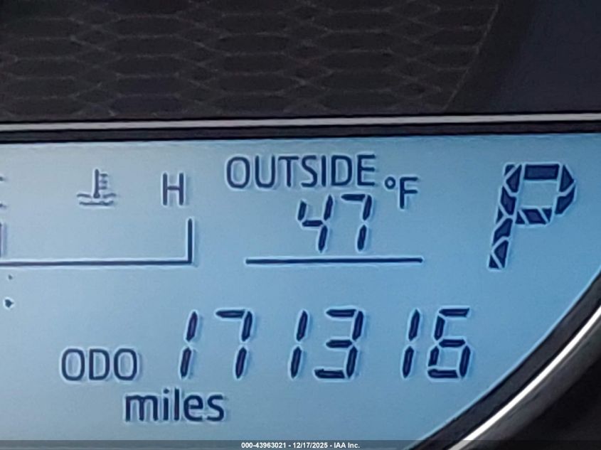 2014 Toyota Corolla Le Plus VIN: 2T1BURHE8EC226026 Lot: 43963021