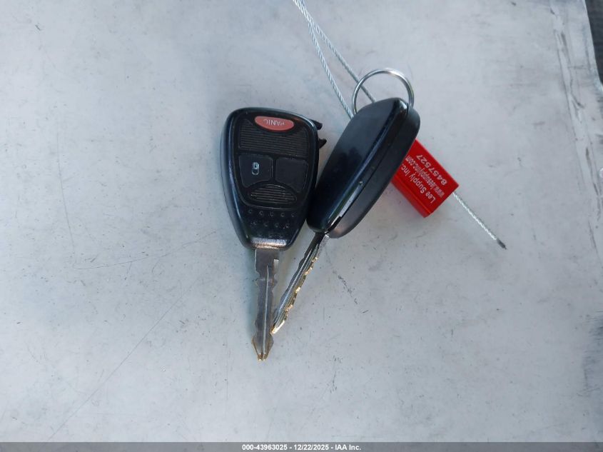 2004 Dodge Caravan VIN: 1D4GP25R14B517852 Lot: 43963025