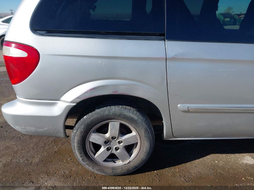 2004 Dodge Caravan VIN: 1D4GP25R14B517852 Lot: 43963025