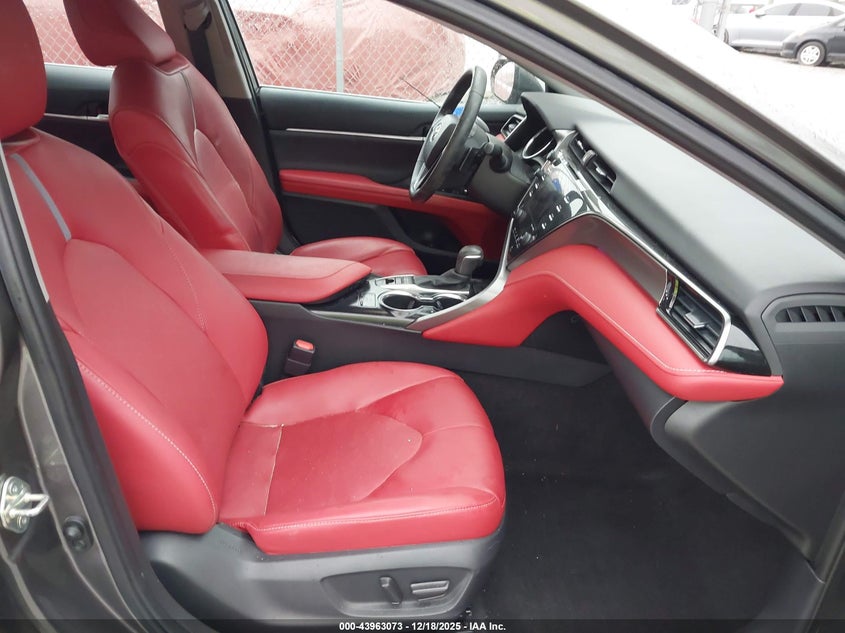 2020 Toyota Camry Xse