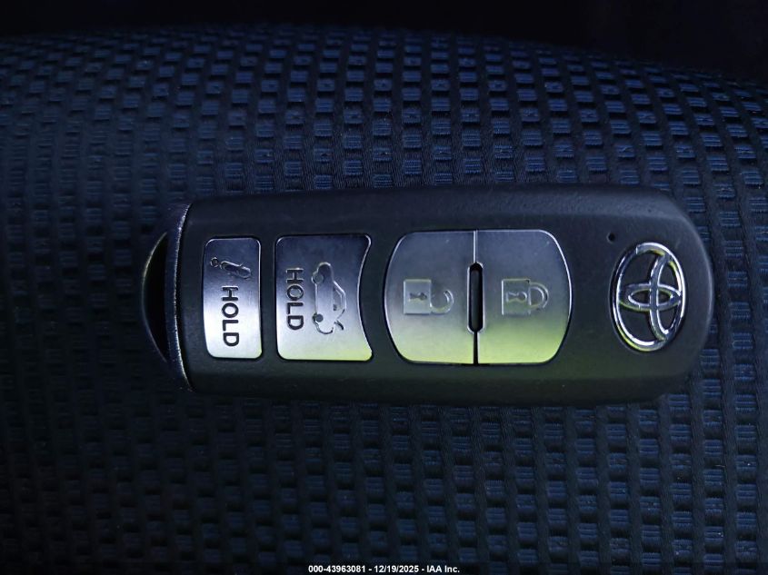 2018 Toyota Yaris Ia VIN: 3MYDLBYV8JY304688 Lot: 43963081