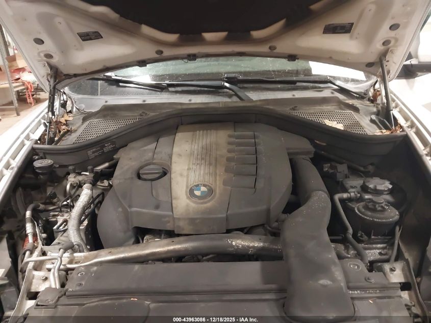 2012 BMW X5 xDrive35D VIN: 5UXZW0C51CL667402 Lot: 43963086