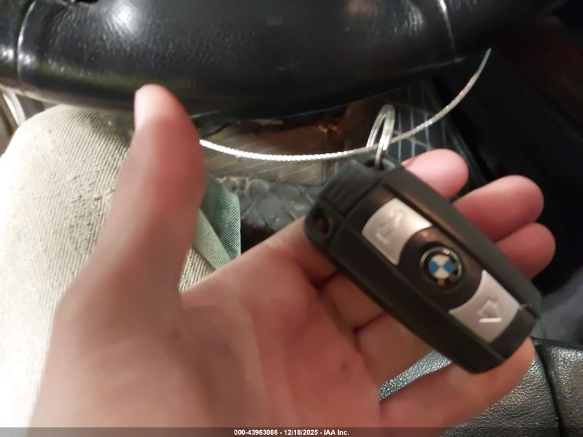 2012 BMW X5 xDrive35D VIN: 5UXZW0C51CL667402 Lot: 43963086