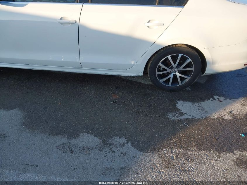 2017 Volkswagen Jetta 1.4T Se VIN: 3VWDB7AJ5HM395889 Lot: 43963093