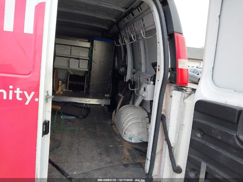 2015 Chevrolet Express 2500 Work Van VIN: 1GCWGFCF2F1166953 Lot: 43963119