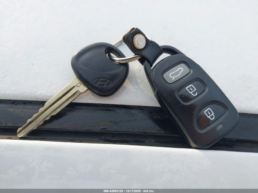 2008 Hyundai Elantra Gls/Se VIN: KMHDU46D38U463113 Lot: 43963125