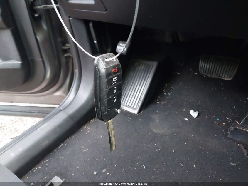 2018 Kia Sorento 2.4L Lx VIN: 5XYPG4A38JG388407 Lot: 43963153