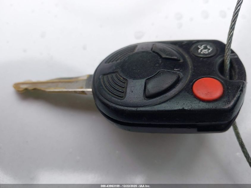 2011 Ford Escape Limited VIN: 1FMCU9EG0BKC42236 Lot: 43963159