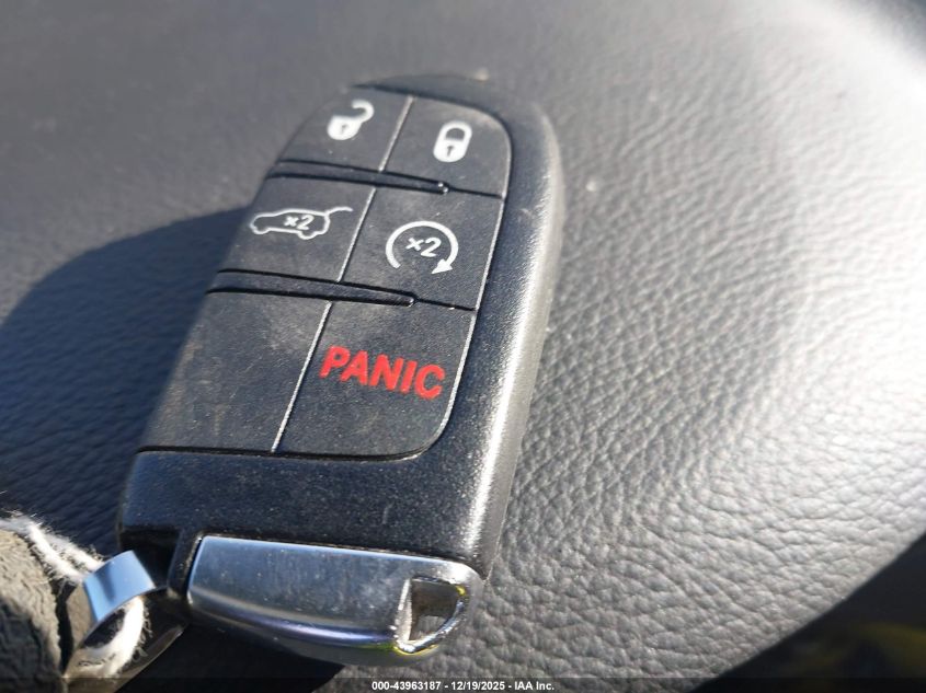 2015 Jeep Grand Cherokee Limited VIN: 1C4RJFBGXFC713481 Lot: 43963187