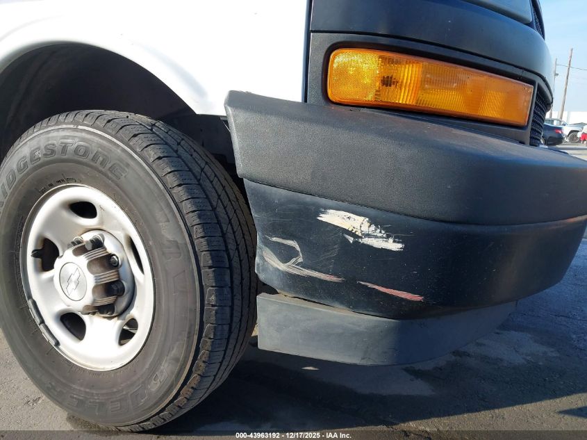 2018 Chevrolet Express 2500 Work Van VIN: 1GCWGAFP7J1337602 Lot: 43963192