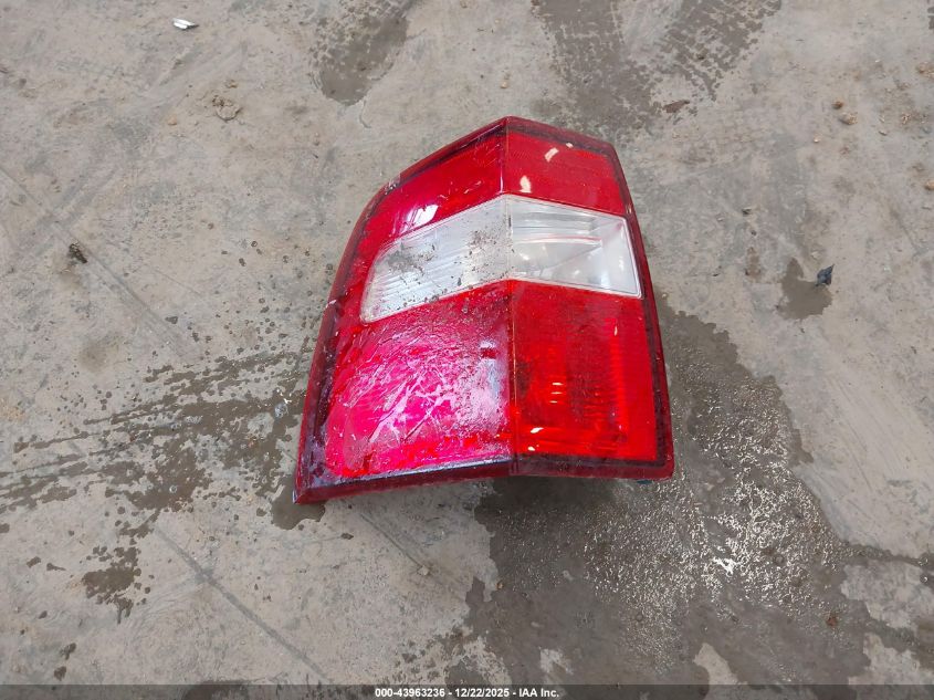 2016 Ford Expedition Platinum VIN: 1FMJU1MT4GEF51799 Lot: 43963236