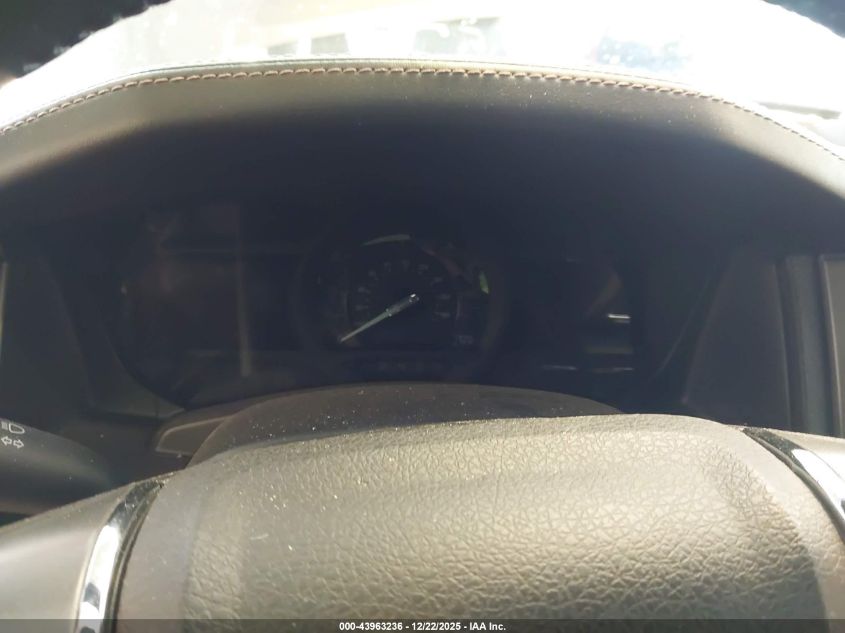 2016 Ford Expedition Platinum VIN: 1FMJU1MT4GEF51799 Lot: 43963236