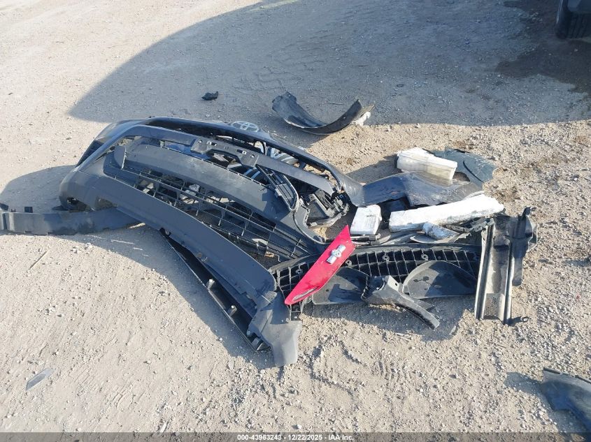 2018 Toyota Rav4 Le VIN: JTMBFREV7JJ734131 Lot: 43963243