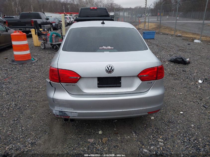 2011 Volkswagen Jetta 2.0L Tdi VIN: 3VWLL7AJ6BM105983 Lot: 43963251