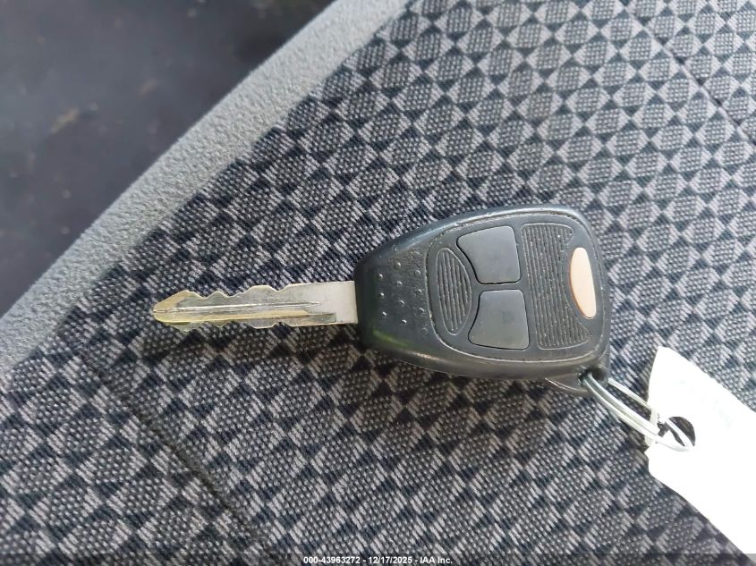 2007 Dodge Ram 1500 Slt/Trx4 Off Road/Sport VIN: 1D7HU18227J638019 Lot: 43963272