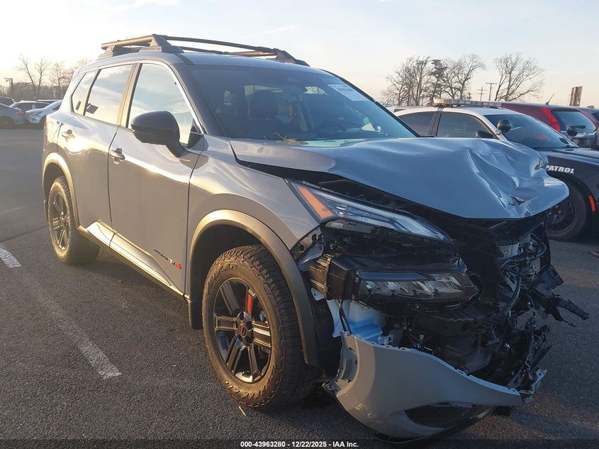 2025 Nissan Rogue Rock Creek