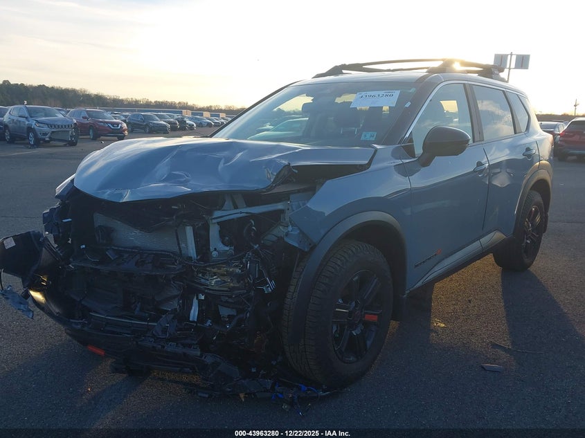 2025 Nissan Rogue Rock Creek