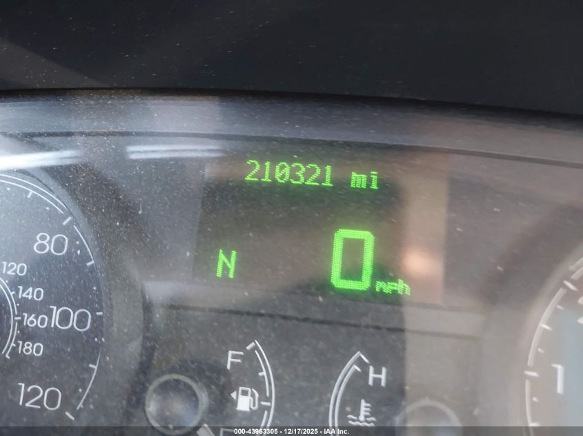 2006 Lincoln Town Car Signature Limited VIN: 1LNHM82V46Y649756 Lot: 43963305