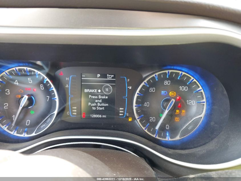 2017 Chrysler Pacifica Touring-L VIN: 2C4RC1BG6HR553137 Lot: 43963311