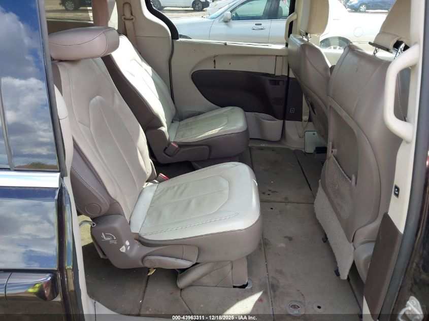 2017 Chrysler Pacifica Touring-L VIN: 2C4RC1BG6HR553137 Lot: 43963311