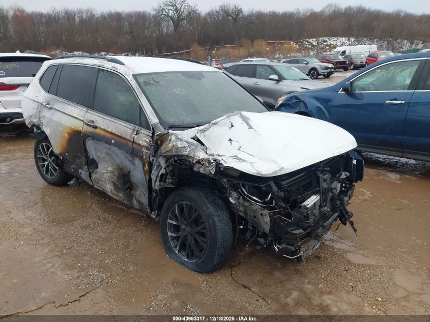 2018 Volkswagen Tiguan 2.0T Se/2.0T Sel VIN: 3VV3B7AX1JM078377 Lot: 43963317