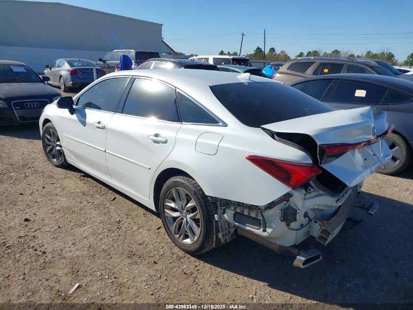 2022 Toyota Avalon Xle