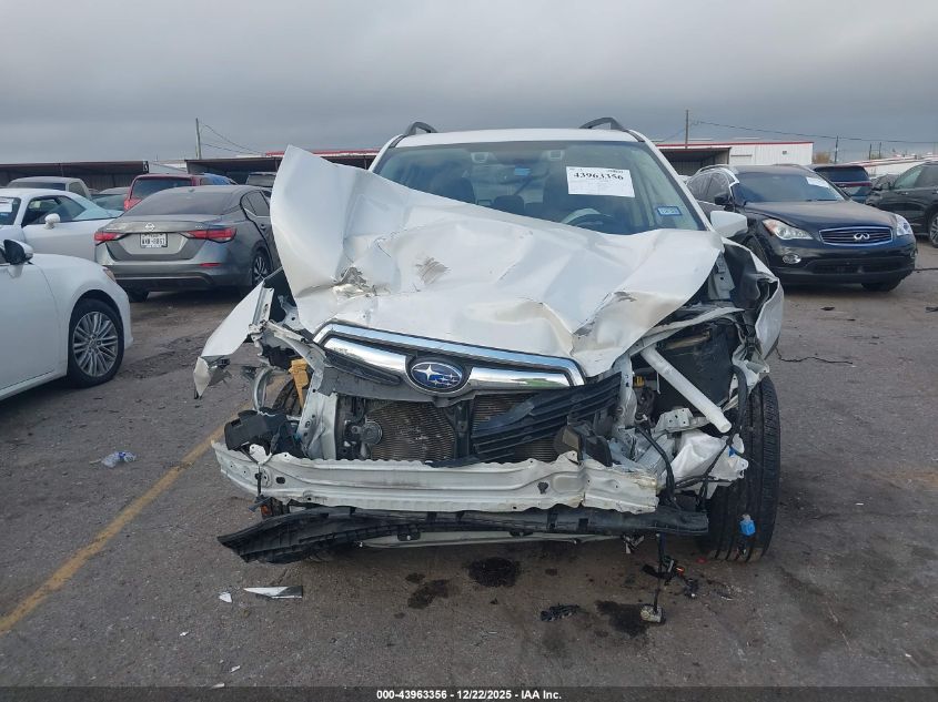 2019 Subaru Forester Limited VIN: JF2SKAUCXKH557517 Lot: 43963356