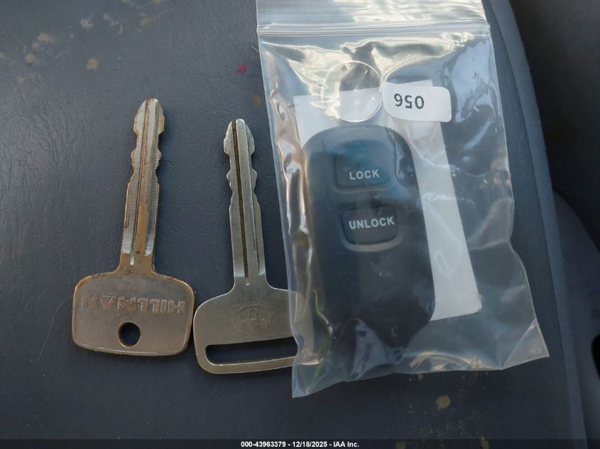 2000 Toyota Tundra Sr5 V8 VIN: 5TBRT341XYS084090 Lot: 43963379