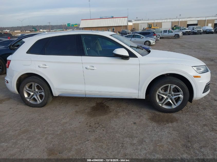 2018 Audi Q5 2.0T Premium VIN: WA1ANAFY1J2015454 Lot: 43963393