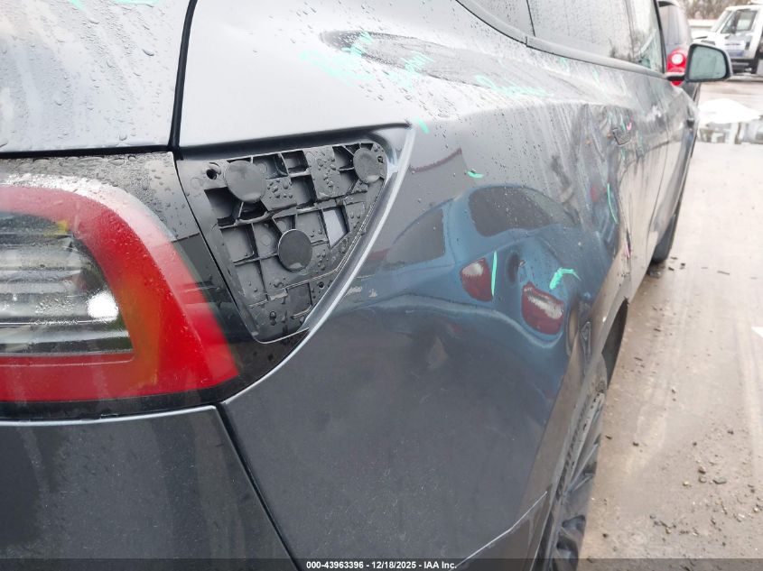 2023 Tesla Model Y Awd/Long Range Dual Motor All-Wheel Drive VIN: 7SAYGDEE2PF617330 Lot: 43963396