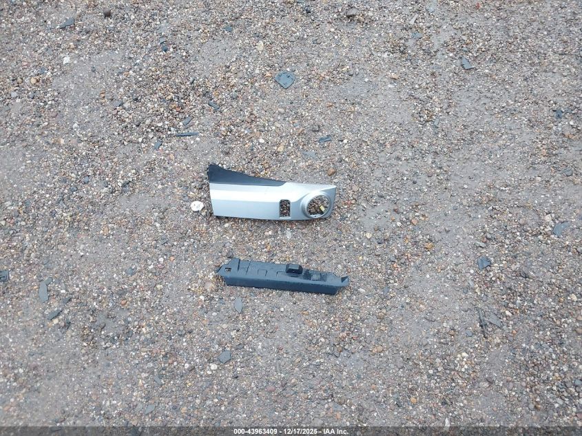 2010 Toyota 4Runner Limited V6 VIN: JTEZU5JR8A5011298 Lot: 43963409