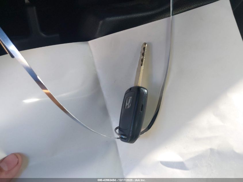 2013 Honda Accord Lx VIN: 1HGCR2F3XDA238357 Lot: 43963454