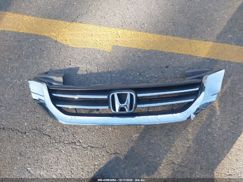 2013 Honda Accord Lx VIN: 1HGCR2F3XDA238357 Lot: 43963454