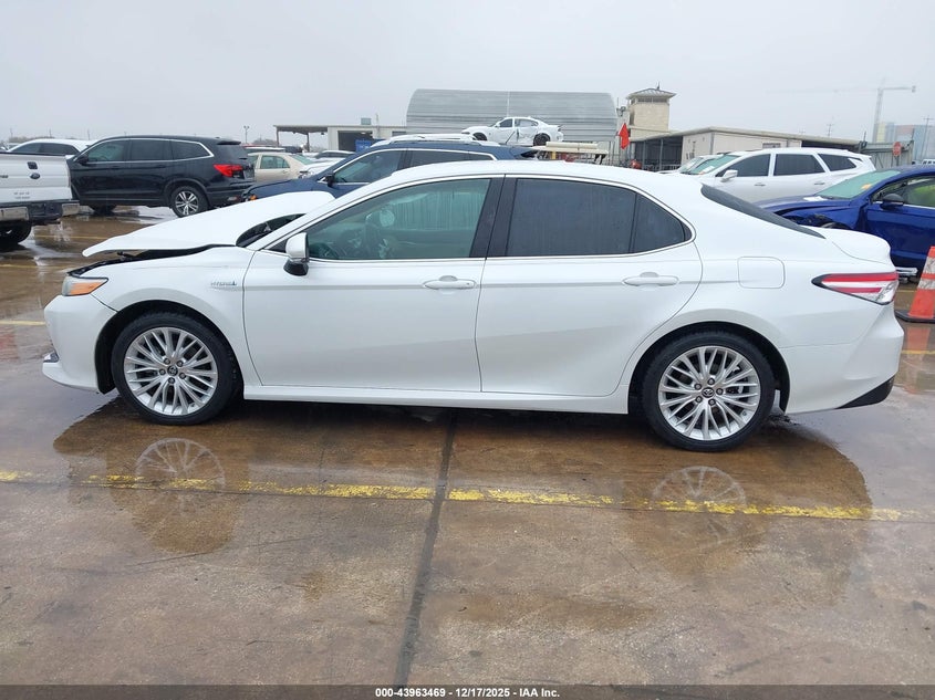 2018 Toyota Camry Hybrid Xle VIN: 4T1B21HK4JU005495 Lot: 43963469