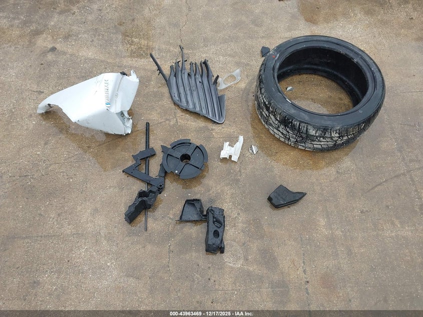 2018 Toyota Camry Hybrid Xle VIN: 4T1B21HK4JU005495 Lot: 43963469