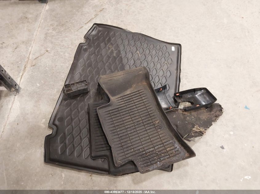 2021 Toyota C-Hr Xle VIN: NMTKHMBX2MR135548 Lot: 43963477