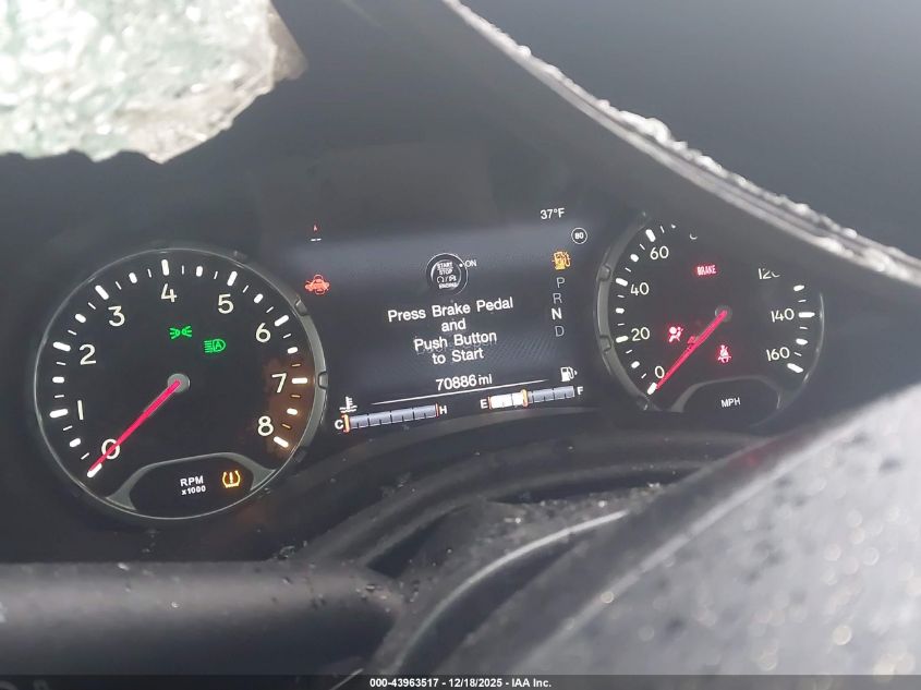 2017 Jeep Renegade Limited 4X4 VIN: ZACCJBDB6HPF76876 Lot: 43963517