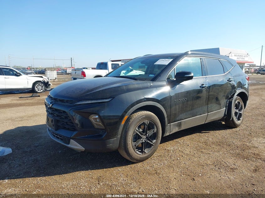 3GNKBDR49RS233694 2024 CHEVROLET BLAZER photo no. 2