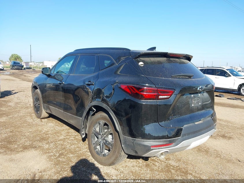 3GNKBDR49RS233694 2024 CHEVROLET BLAZER photo no. 3
