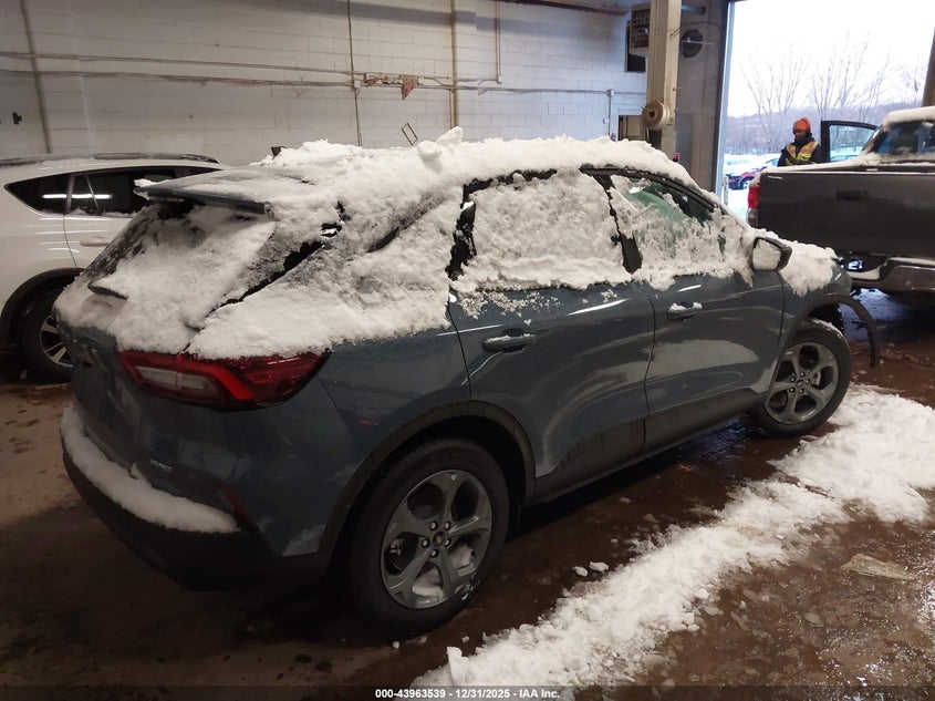 2025 Ford Escape St-Line