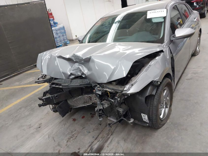 2025 Hyundai Elantra Se VIN: KMHLL4DGXSU914329 Lot: 43963544